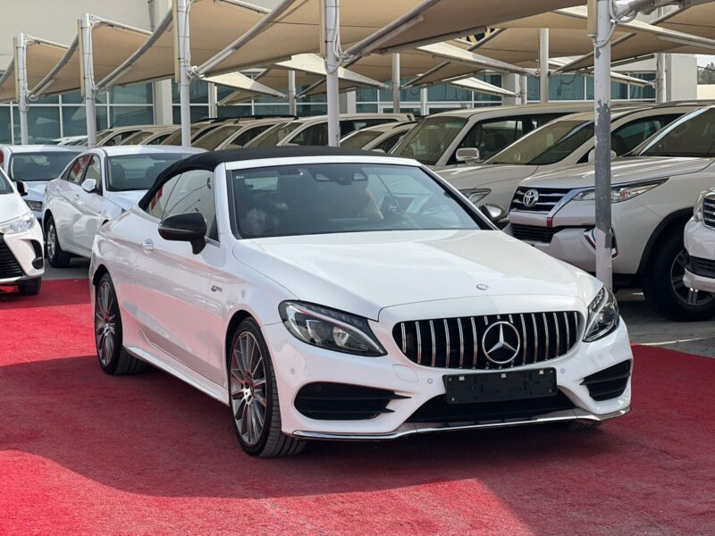 2017 Mercedes-Benz C200 2.0-liter turbocharged 4-cylinder Engine White Tan Convertible