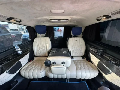 2022 Mercedes-Benz V 250 VIP Std 2.1 Litres 4 Cylinders Petrol Engine Blue White Van GCC Specs
