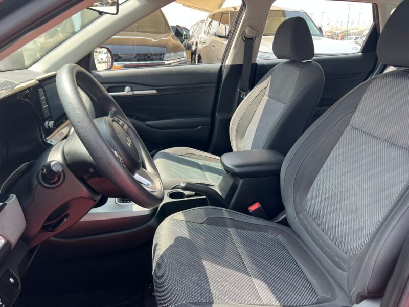 2023 Kia Seltos 1.6 Litres V4 Petrol Engine Black Grey GCC Specs Automatic