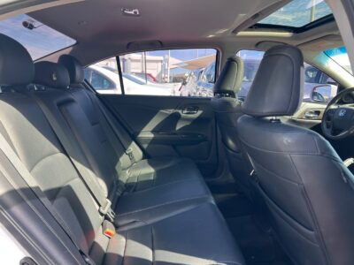 2015 Honda Accord I-VTEC 2.4 Litres V4 Petrol Engine White Black Sedan Korean Specs