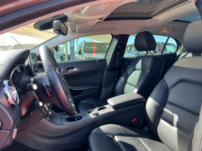 2018 Mercedes-Benz GLA220 2.0 Litres V4 Petrol Engine Grey Black SUV Korean Specs