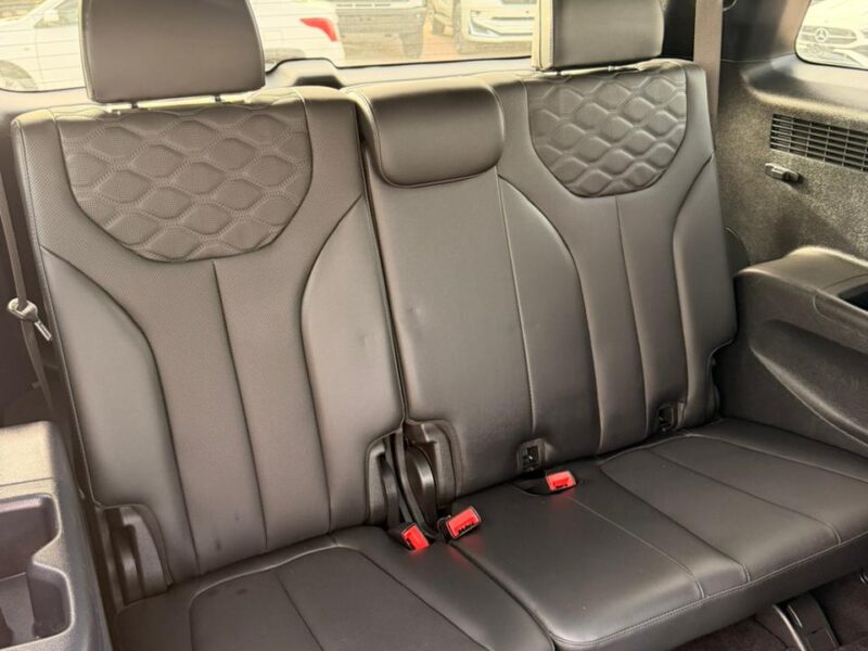 2022 HYUNDAI PALISADE Calligraphy 3.8 Liters V6 Petrol Engine VVT Purple Black SUV
