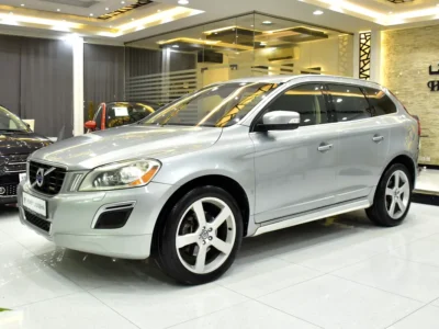 2010 Volvo XC60 T6 R Design 3.0 Litres 6 Cylinders Petrol Engine Silver Black SUV GCC Specs