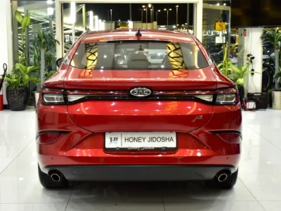 2023 JAC J7 Luxury 1.5L Turbocharged 4 Cylinders Petrol Engine Red Brown Sedan GCC Specs