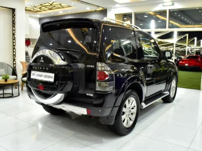 2009 Mitsubishi Pajero GLS 3.5 Litres 6 Cylinders Petrol Engine Black Crossover GCC Specs