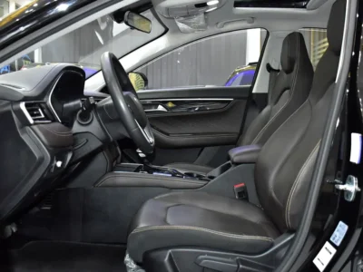 2024 JAC J7 Luxury 1.5L Turbocharged 4 Cylinders Petrol Engine Black Brown Sedan GCC Specs