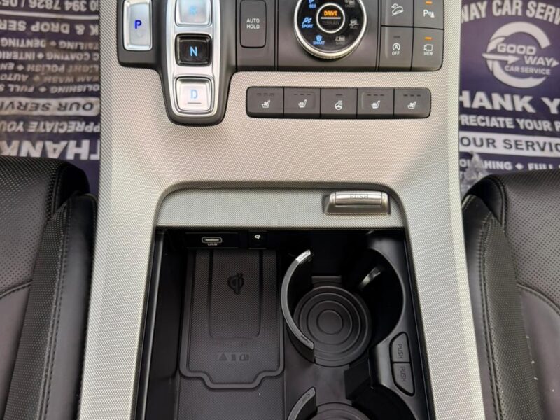 2022 HYUNDAI PALISADE Calligraphy 3.8 Liters V6 Petrol Engine VVT Purple Black SUV