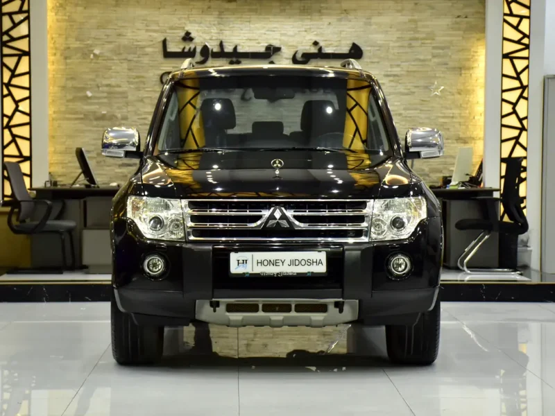 2009 Mitsubishi Pajero GLS 3.5 Litres 6 Cylinders Petrol Engine Black Crossover GCC Specs