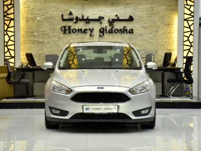 2018 Ford Focus Titanium 1.5-litre 4 Cylinders Petrol Engine Silver Beige Hatchback GCC Specs