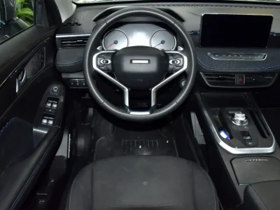 2023 Haval Jolion Plus 1.5L Turbo 4 Cylinders Petrol Engine Silver Black Crossover GCC Specs