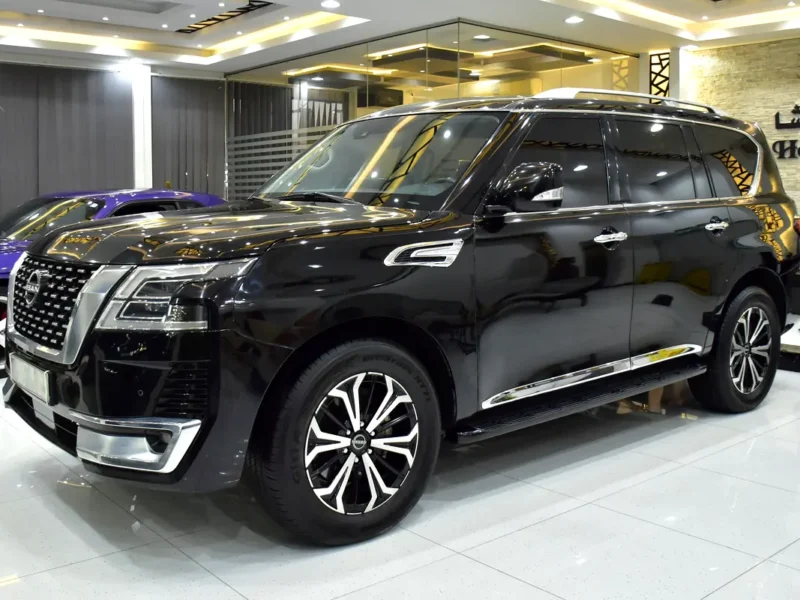 2023 Nissan Patrol SE Titanium 4.0 Litres 8 Cylinders Petrol Engine Black Red SUV GCC Specs