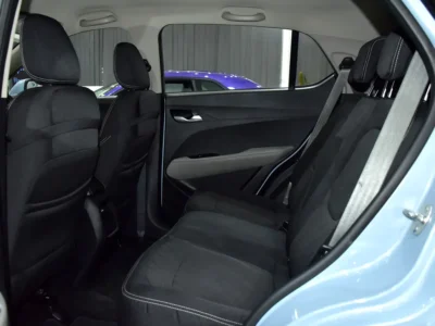 2023 Chevrolet Groove LT 1.5 Litres 4 Cylinders petrol Engine Blue Black Crossover GCC Specs