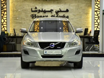 2010 Volvo XC60 T6 R Design 3.0 Litres 6 Cylinders Petrol Engine Silver Black SUV GCC Specs