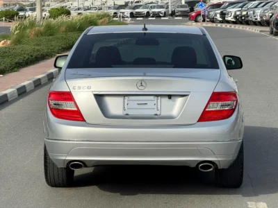 2008 Mercedes-Benz C-Class C250 2.5 Litres 4 Cylinders Petrol Engine Silver Black Sedan Auction Grade 4/B