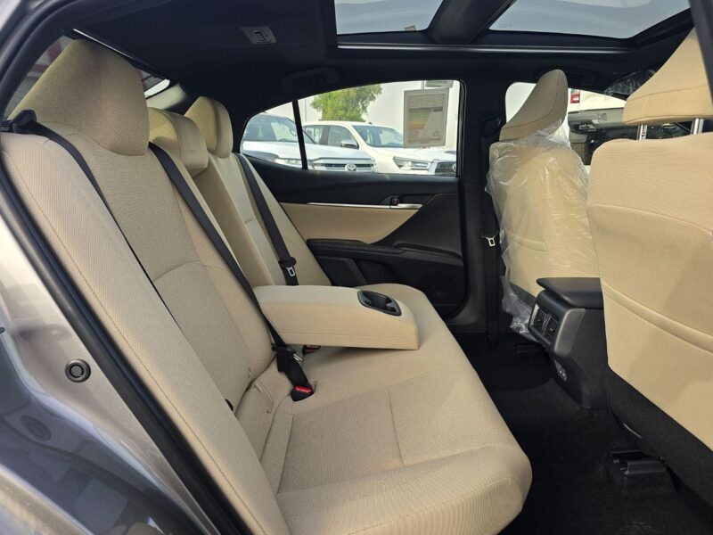 2026 Toyota Camry LE 2.5L Hybrid 4 Cylinders Engine Silver Beige Sedan GCC Specs