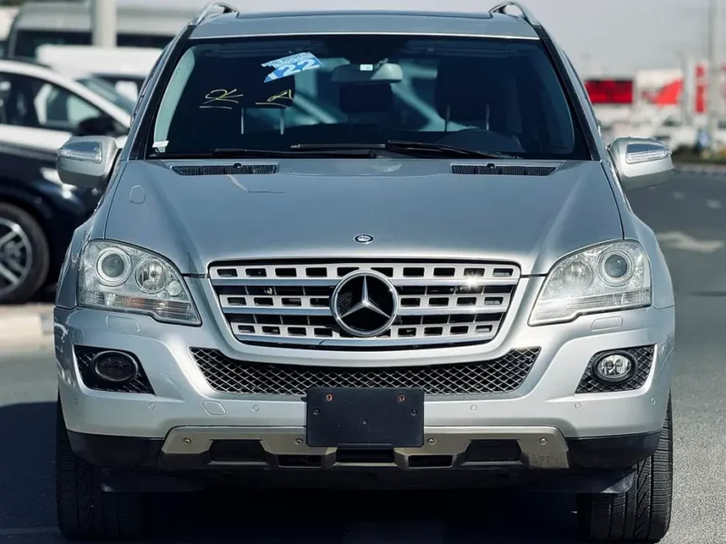 2010 Mercedes-Benz M-Class ML 350 6 Cylinders Petrol Engine Silver Black SUV CLEAN TITLE