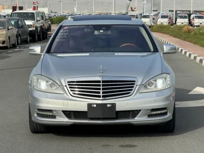 2012 Mercedes-Benz S-Class S 550 8 Cylinders Petrol Engine Silver Black Sedan 4 Auction Grade