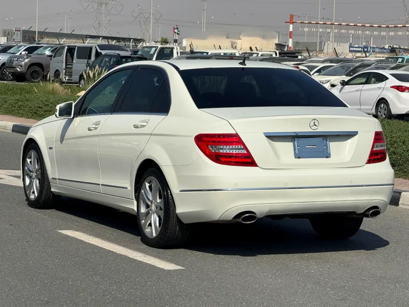 2012 Mercedes-Benz C-Class C350 3.5-liter Naturally Aspirated V6 Engine White Black Sedan