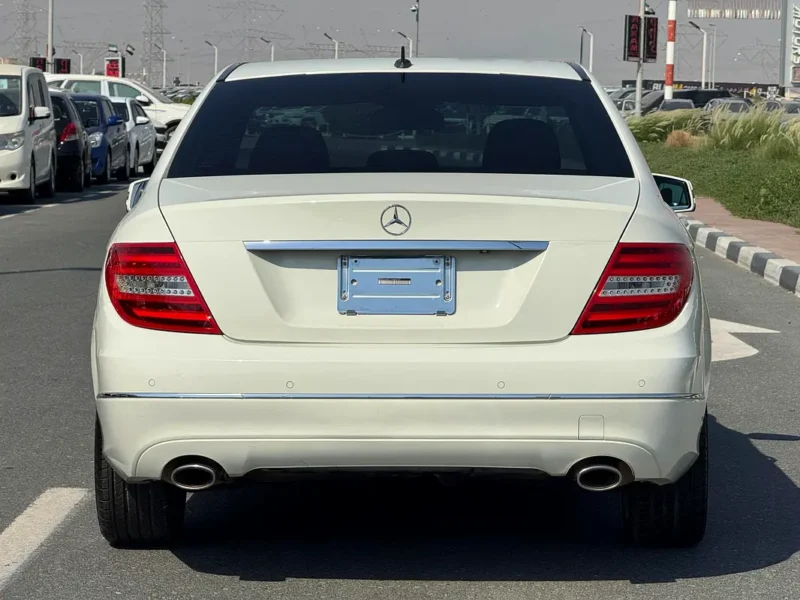 2012 Mercedes-Benz C-Class C350 3.5-liter Naturally Aspirated V6 Engine White Black Sedan