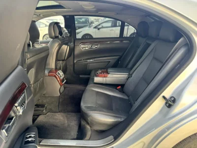 2012 Mercedes-Benz S-Class S 550 8 Cylinders Petrol Engine Silver Black Sedan 4 Auction Grade