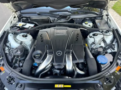 2012 Mercedes-Benz S-Class S 550 8 Cylinders Petrol Engine White Black Sedan 4 Auction Grade