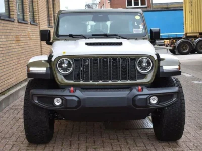 2026 Jeep Wrangler Rubicon 2.0L Turbo 4 Cylinders Petrol Engine Green Black SUV 4WD GCC Specs
