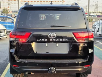 2026 Toyota Land Cruiser GXR 4.0 Litres 6 Cylinders Petrol Engine Black SUV GCC Specs