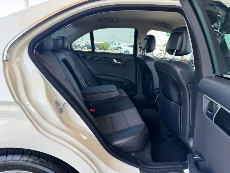 2012 Mercedes-Benz C-Class C350 3.5-liter Naturally Aspirated V6 Engine White Black Sedan