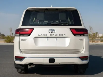 2026 Toyota Land Cruiser VX 3.3L Twin-Turbo Diesel 6 Cylinders Engine White Black SUV GCC Specs