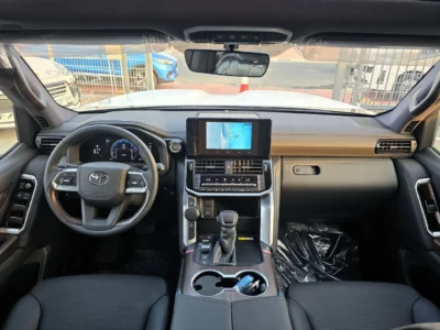 2026 Toyota Land Cruiser GXR 4.0 Litres 6 Cylinders Petrol Engine Black SUV GCC Specs