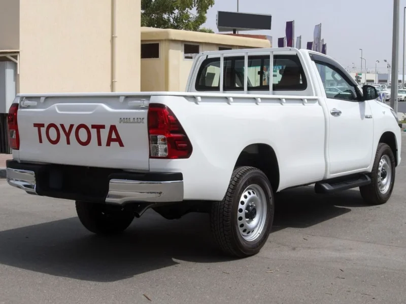 202 Toyota Hilux SC 2.4 Litres 4 Cylinders Diesel Engine White Maroon Pickup Truck GCC Specs