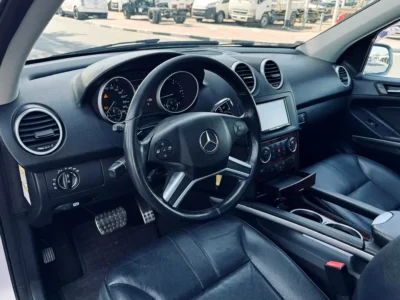 2010 Mercedes-Benz M-Class ML 350 6 Cylinders Petrol Engine Silver Black SUV CLEAN TITLE