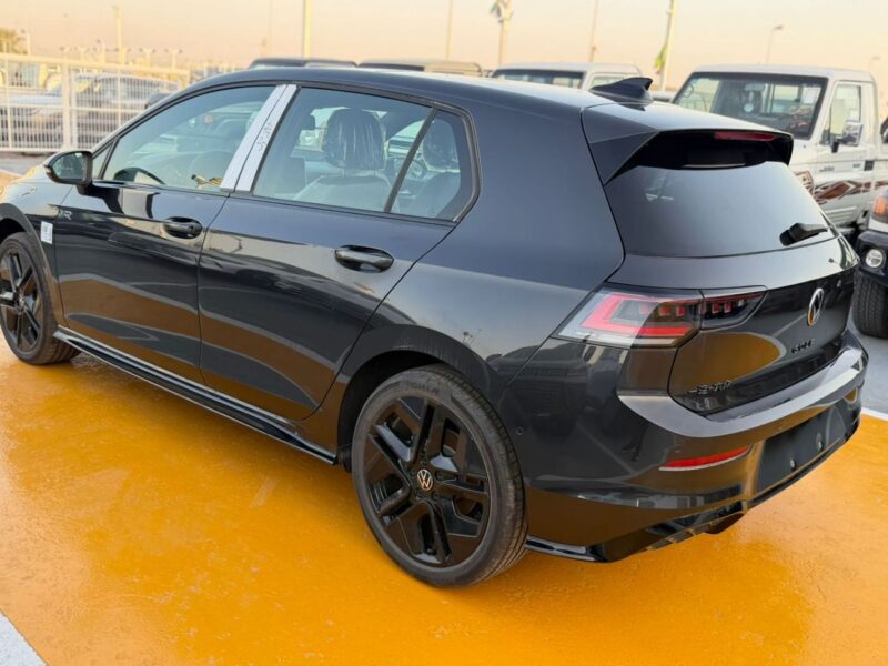 2025 Volkswagen Golf Base 2.0 Litres 4 Cylinders Petrol Engine Black Grey Hatchback