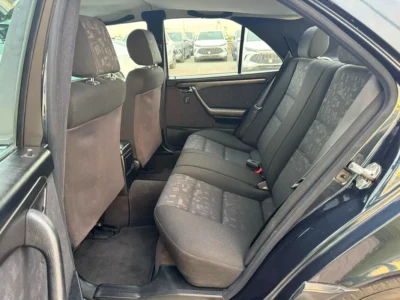 1997 Mercedes-Benz C-Class C200 4 Cylinders Petrol Engine Black Sedan 4 Auction Grade