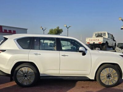 2026 LEXUS SIGNATURE LX600 3.5 Litres 6 Cylinders Engine White Tan SUV A/T
