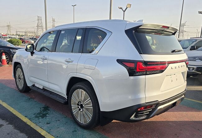 2026 LEXUS SIGNATURE LX600 3.5 Litres 6 Cylinders Engine White Tan SUV A/T