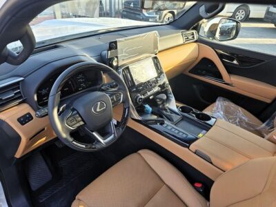 2026 LEXUS SIGNATURE LX600 3.5 Litres 6 Cylinders Engine White Tan SUV A/T