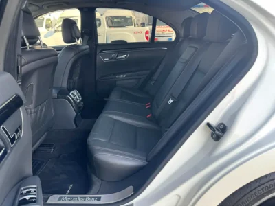 2012 Mercedes-Benz S-Class S 550 8 Cylinders Petrol Engine White Black Sedan 4 Auction Grade