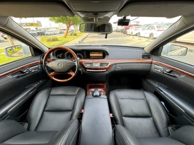 2012 Mercedes-Benz S-Class S 550 8 Cylinders Petrol Engine Silver Black Sedan 4 Auction Grade