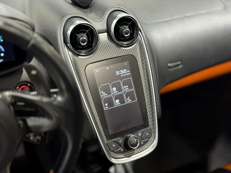 2018 McLaren 570S Spider 3.8-liter twin-turbocharged V8 Grey Sports Car GCC Specs Full Option