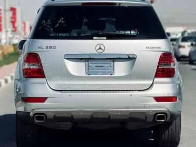 2010 Mercedes-Benz M-Class ML 350 6 Cylinders Petrol Engine Silver Black SUV CLEAN TITLE
