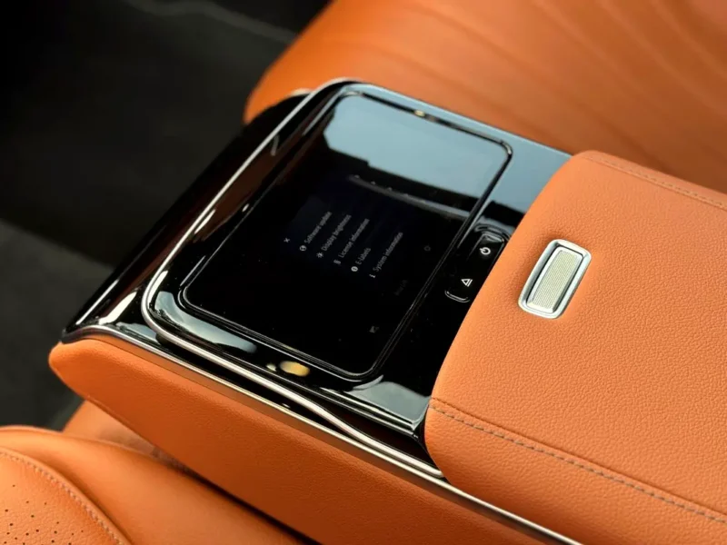 2026 Mercedes-Benz S-Class S 450 3.0-liter 6-cylinder Petrol Engine Black Brown Sedan GCC