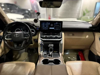 2023 Toyota Land Cruiser VXR 4.0 Litres V6 Petrol Engine White Beige SUV GCC Specs