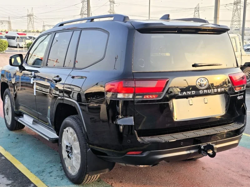 2026 Toyota Land Cruiser GXR 4.0 Litres 6 Cylinders Petrol Engine Black SUV GCC Specs