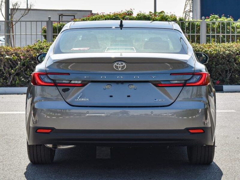 2025 Toyota Camry Lumiere 2.5 Litres 4 Cylinders Engine HEV Grey Tan Sedan GCC Specs