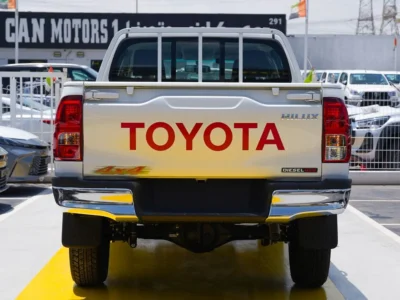 2026 Toyota Hilux 2.4 Litres 4 Cylinders Diesel Engine White Black Pickup Truck GCC Specs Manual