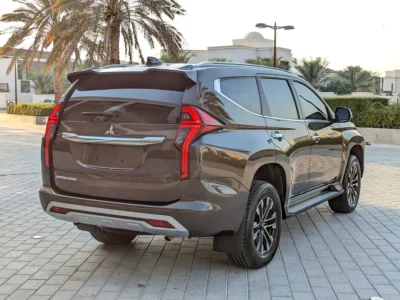 2021 Mitsubishi Montero Sport GLS 4WD Premium 6 Cylinders Petrol Engine Brown Beige SUV GCC