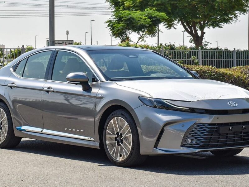 2025 Toyota Camry Lumiere 2.5 Litres 4 Cylinders Engine HEV Grey Tan Sedan GCC Specs