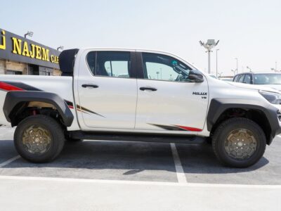 2025 Toyota Hilux GR Sport 4.0 Litres V6 Petrol Engine White Black Pickup Truck GCC Specs