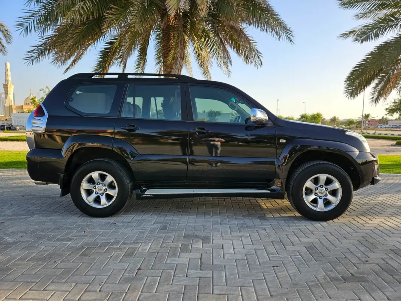 2009 Toyota Prado VX 6 Cylinders Engine Black Beige SUV GCC Specs Premium Condition